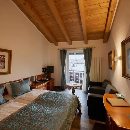 Atlas Posthotel Ξενοδοχείο