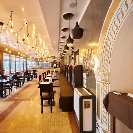 Atlas Posthotel 4* 加爾米施-帕滕基興