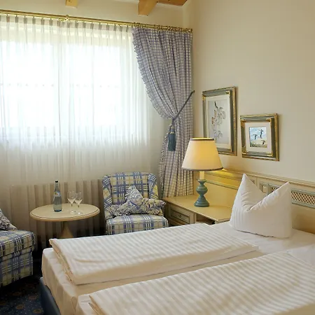 Atlas Posthotel Hotel 4*