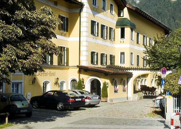 Atlas Posthotel Hotel 4*